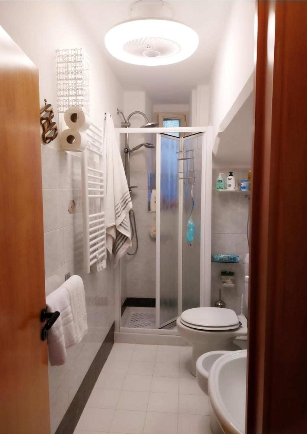 Casa Vacanza La Maison De Losyram Art Salerno Bagian luar foto