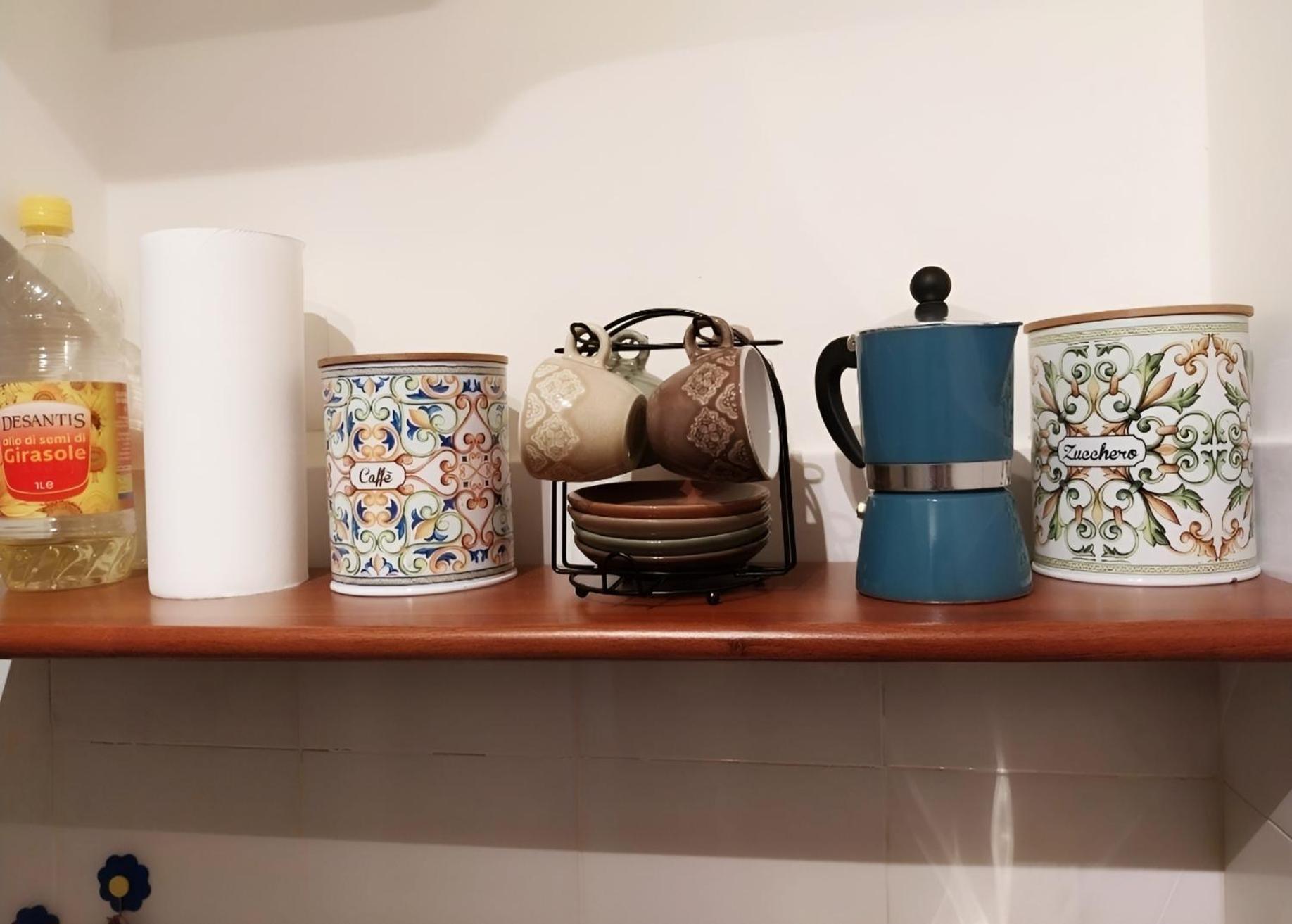 Casa Vacanza La Maison De Losyram Art Salerno Bagian luar foto